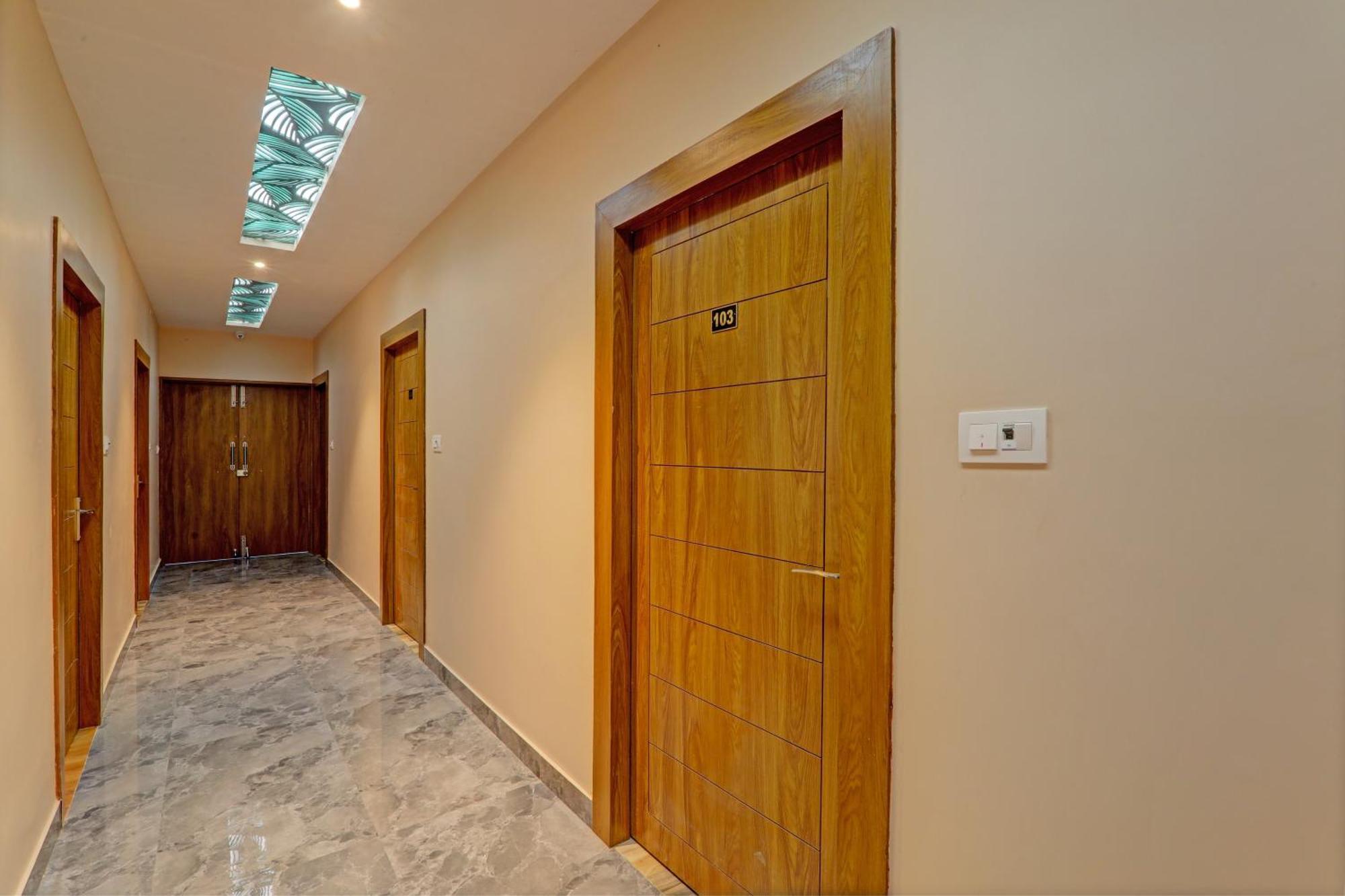Hotel O Royal Regency Palace Gorakhpur Eksteriør billede