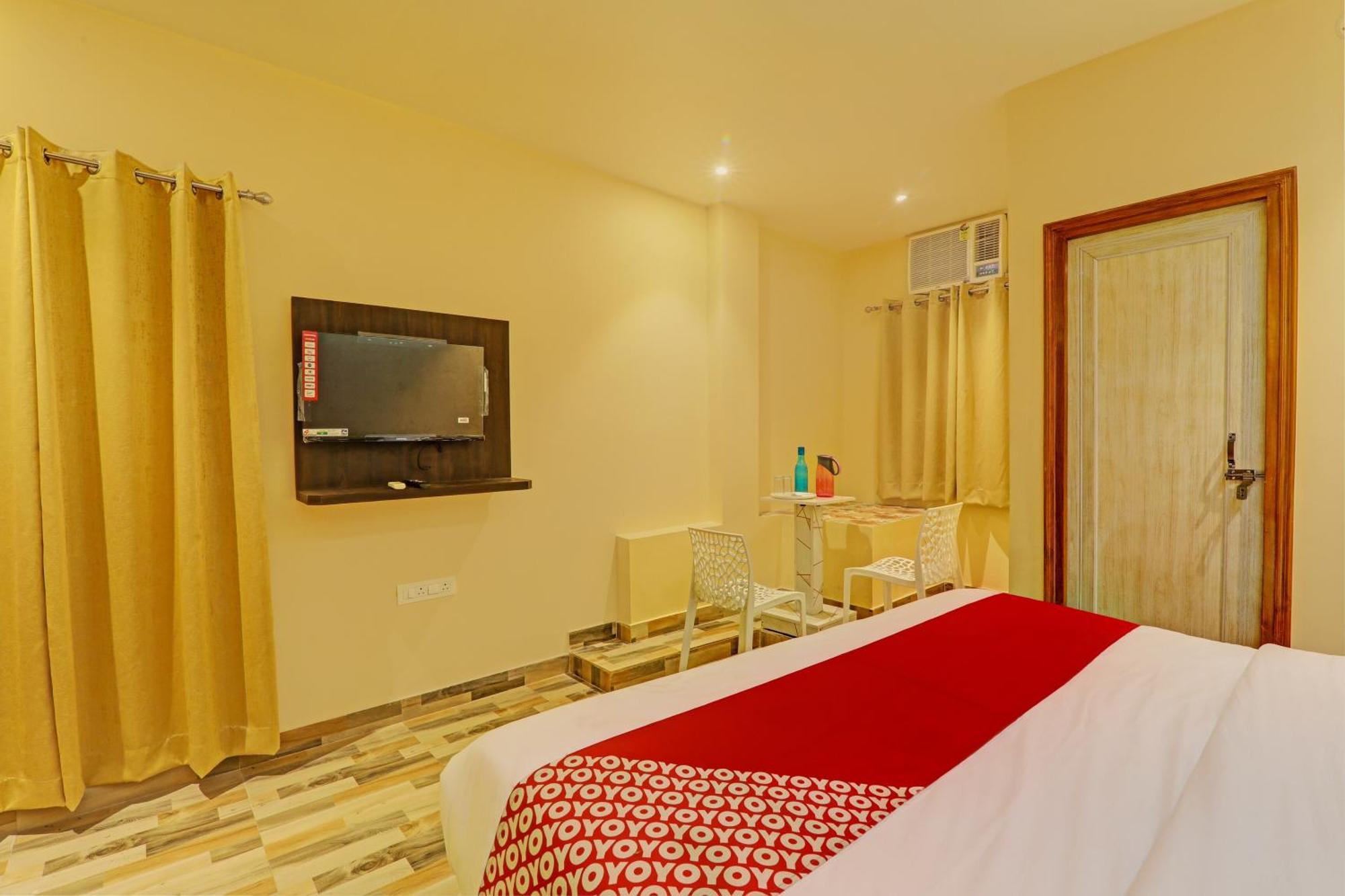 Hotel O Royal Regency Palace Gorakhpur Eksteriør billede