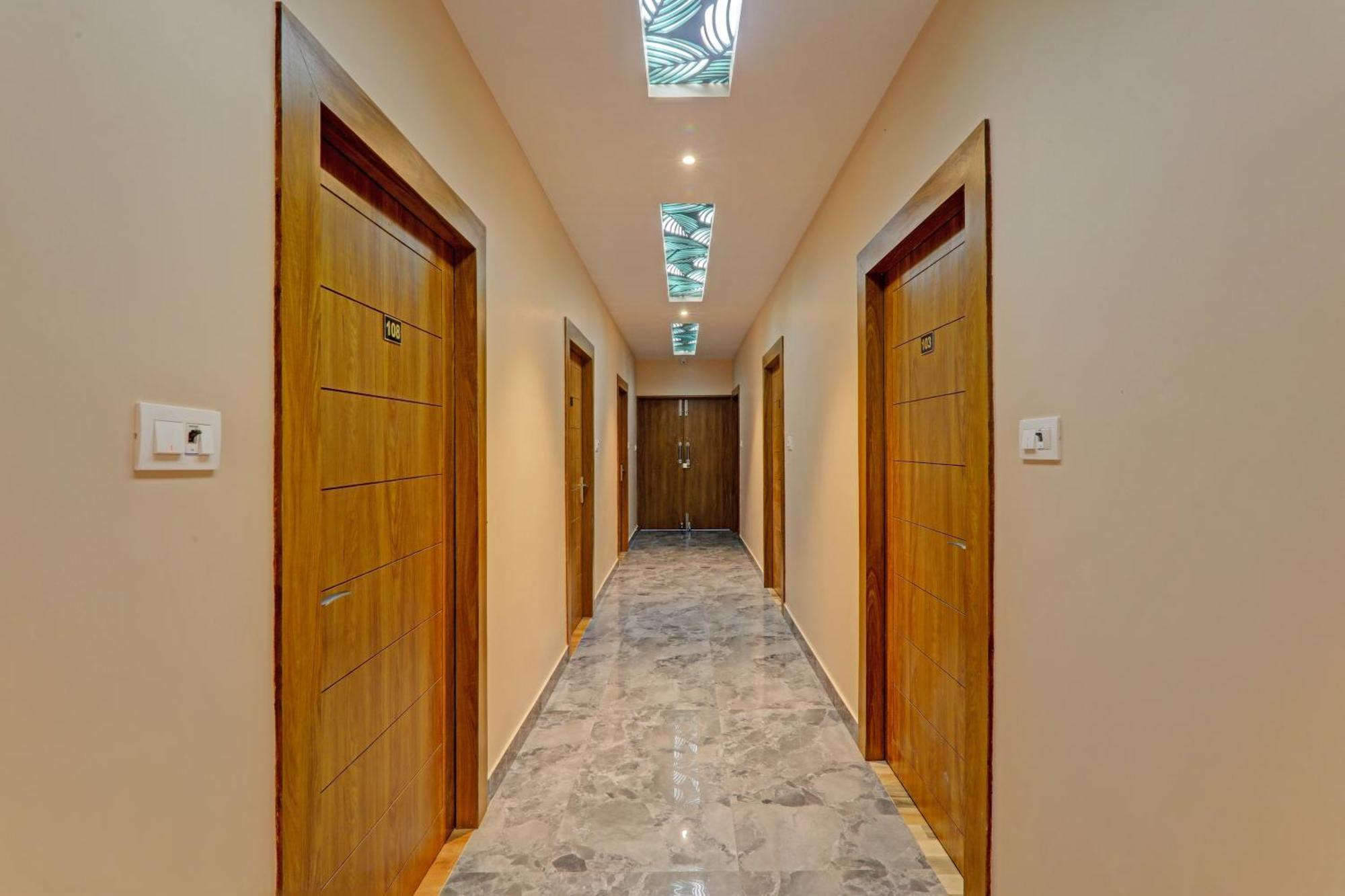 Hotel O Royal Regency Palace Gorakhpur Eksteriør billede